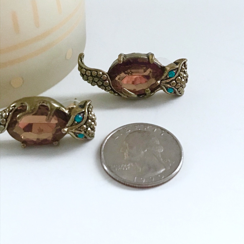 Fox Studs